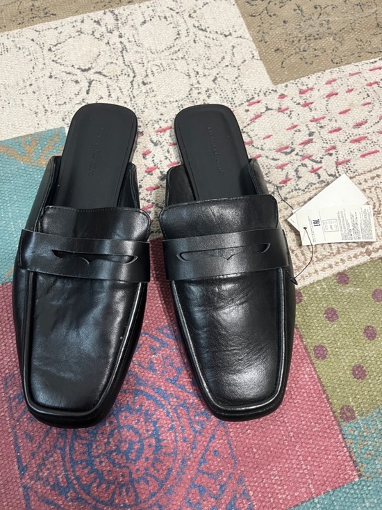 Banana Republic Factory Shoes - NWT Banana Republic Factory Preppy Mule Sz 7